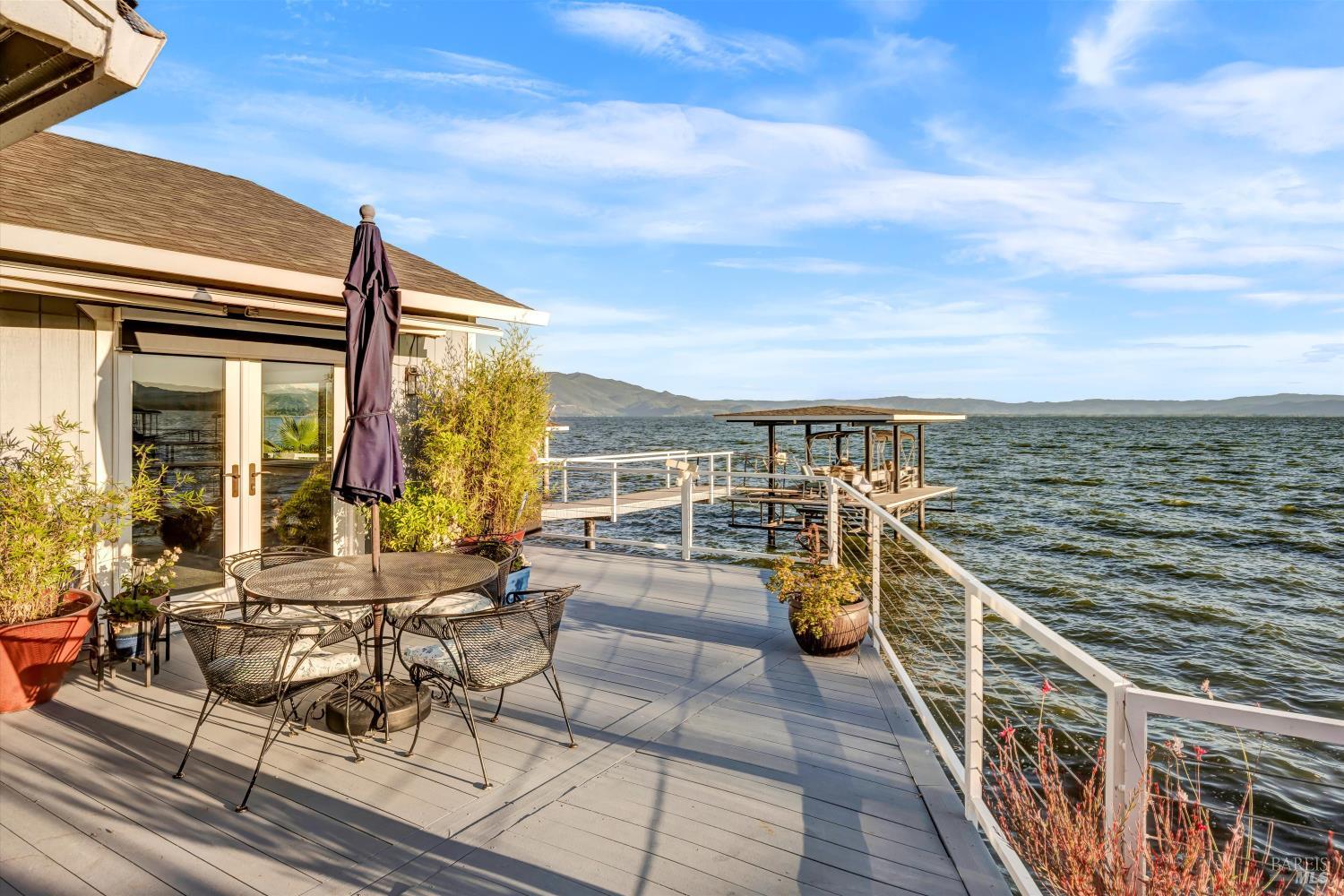 4397 E State Hwy 20 Highway