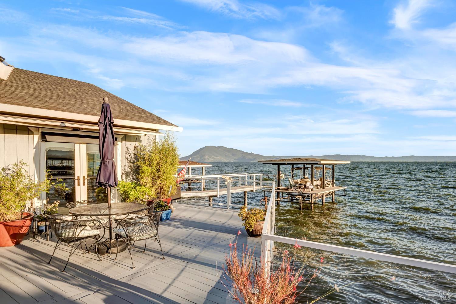 4397 E State Hwy 20 Highway