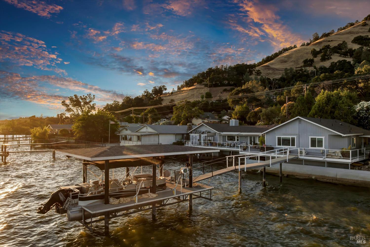 4397 E State Hwy 20 Highway