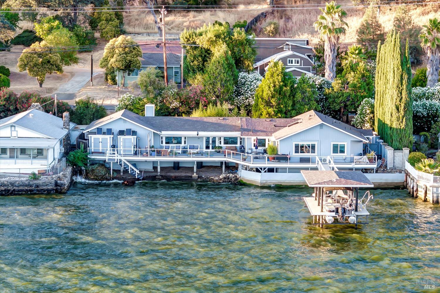 4397 E State Hwy 20 Highway