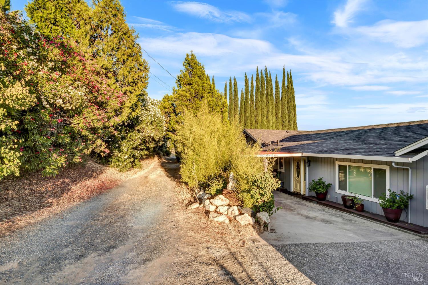 4397 E State Hwy 20 Highway