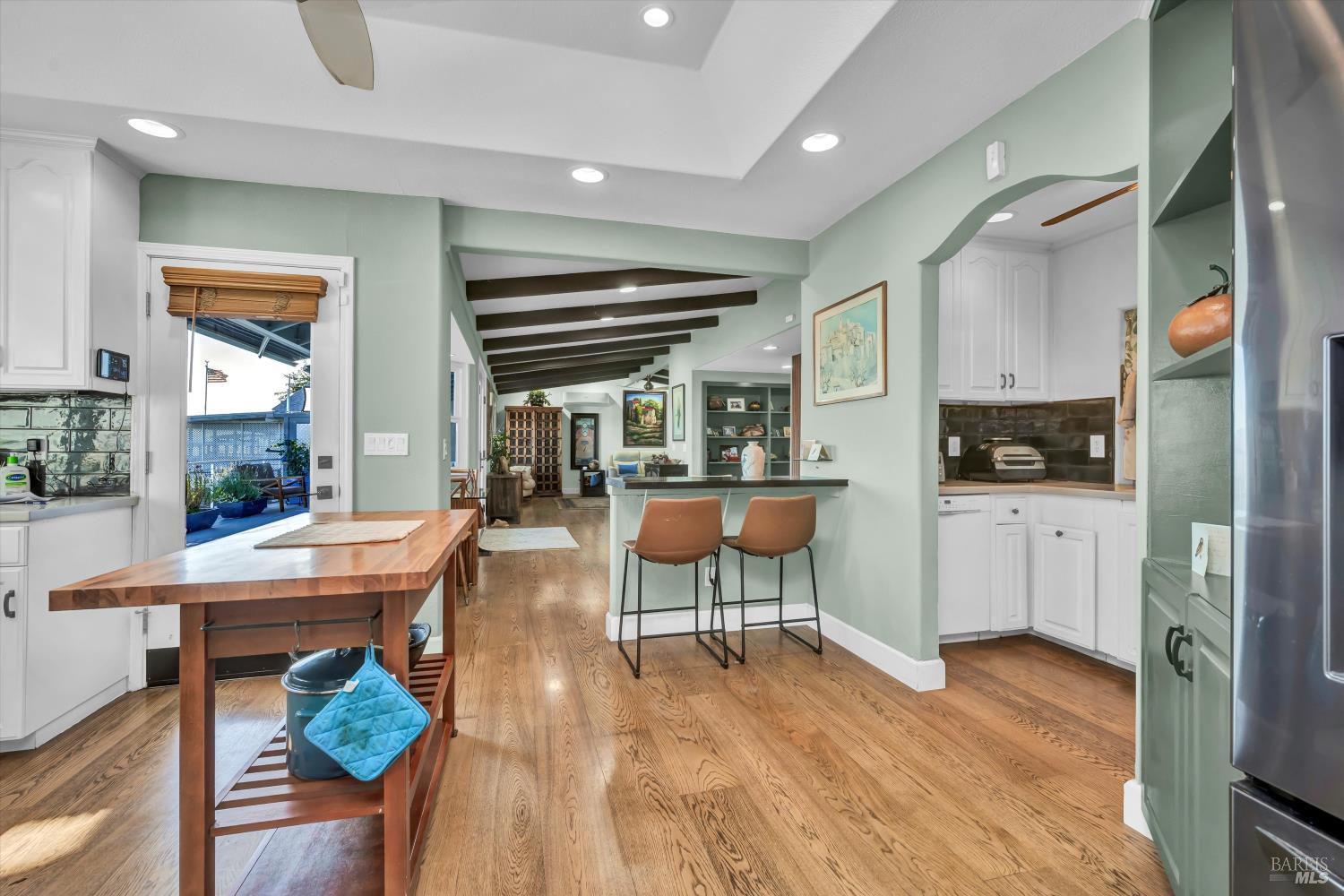 4397 E State Hwy 20 Highway