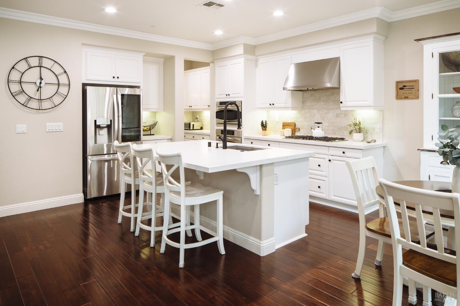 218 Jacquelyn Ln