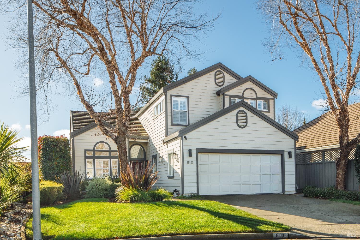 810 Wine Ct