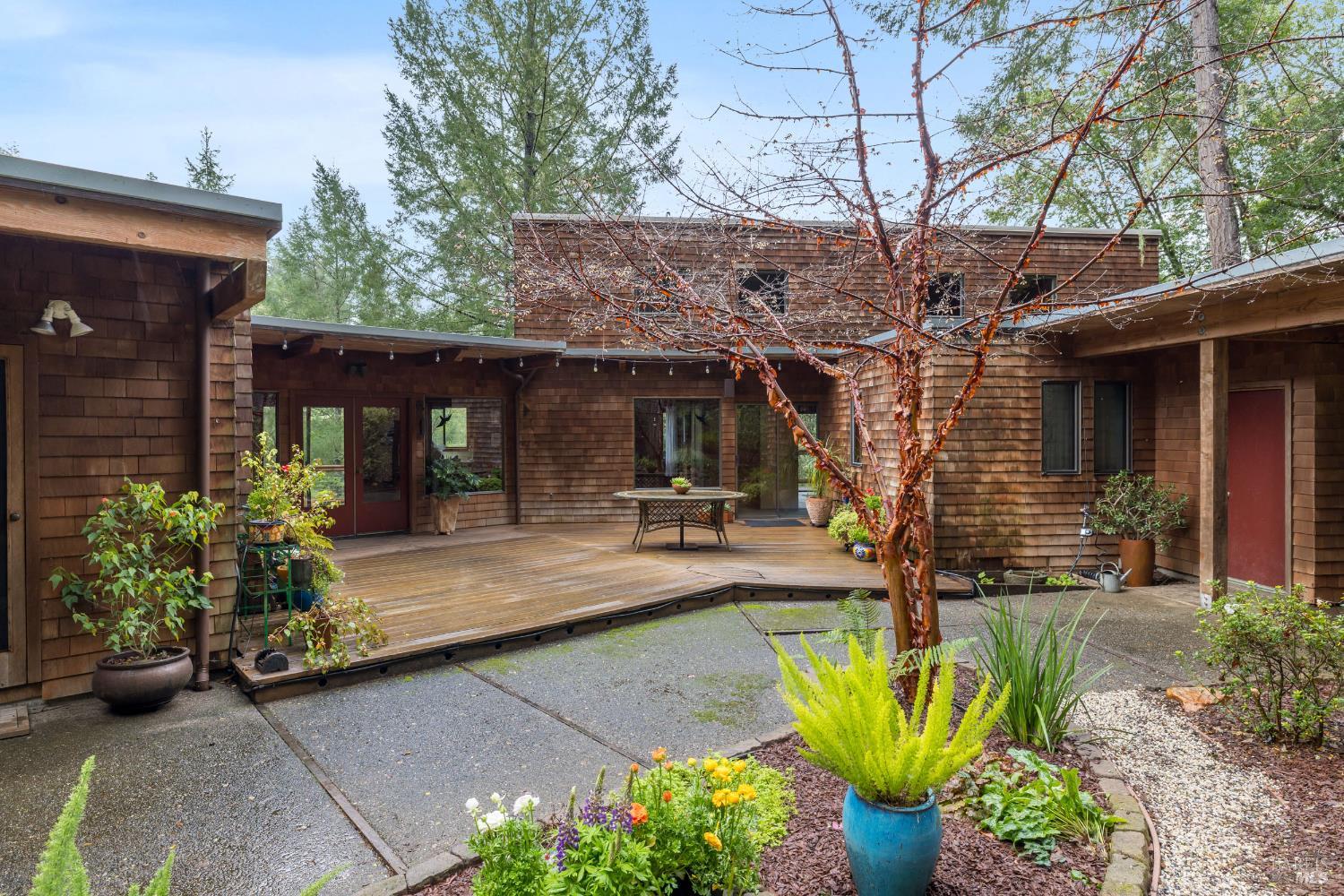 6764 Giovanetti Road