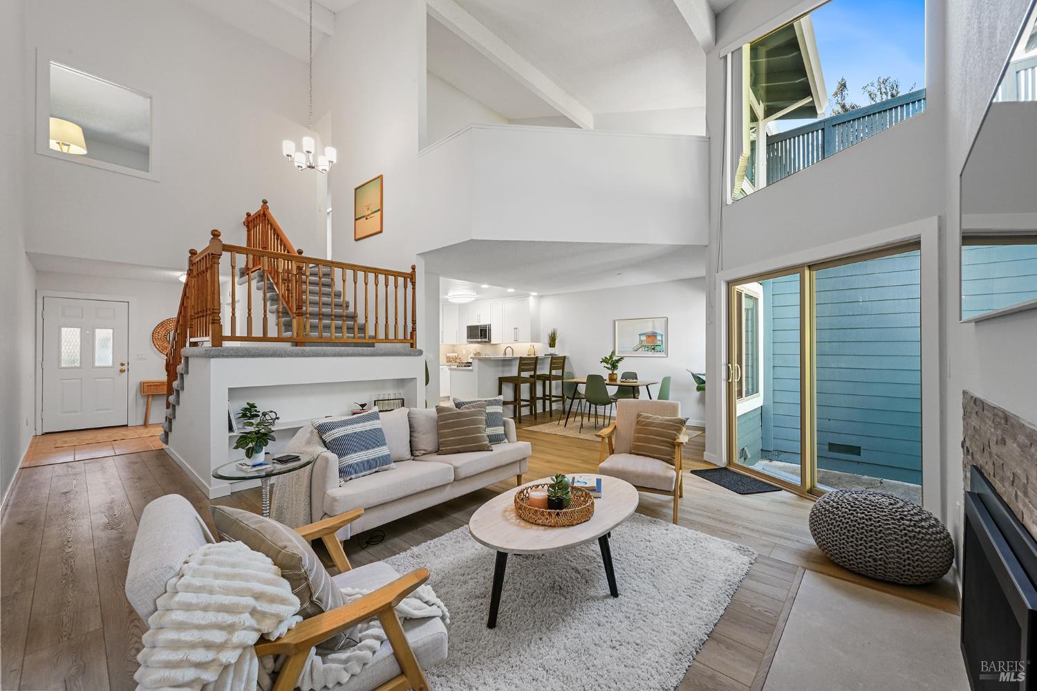 2302 Marylyn Circle Petaluma Ca 94954 326022781