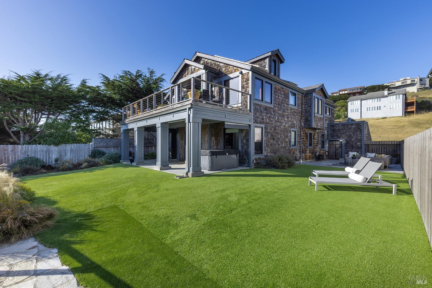 221 Oceana Drive