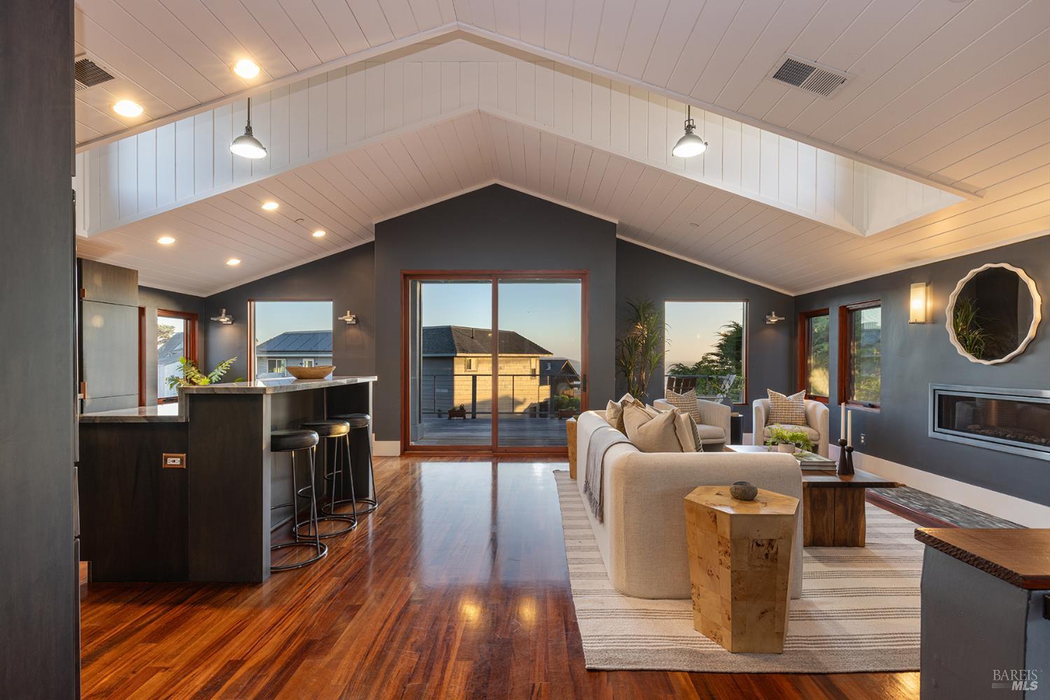 221 Oceana Drive