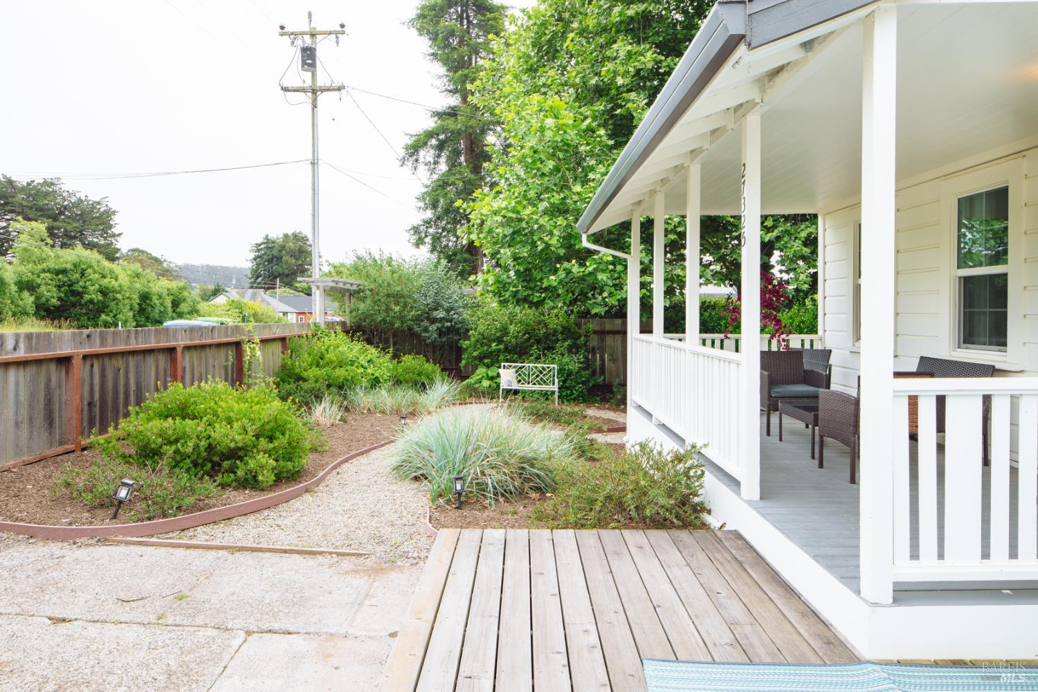27325 Highway 1