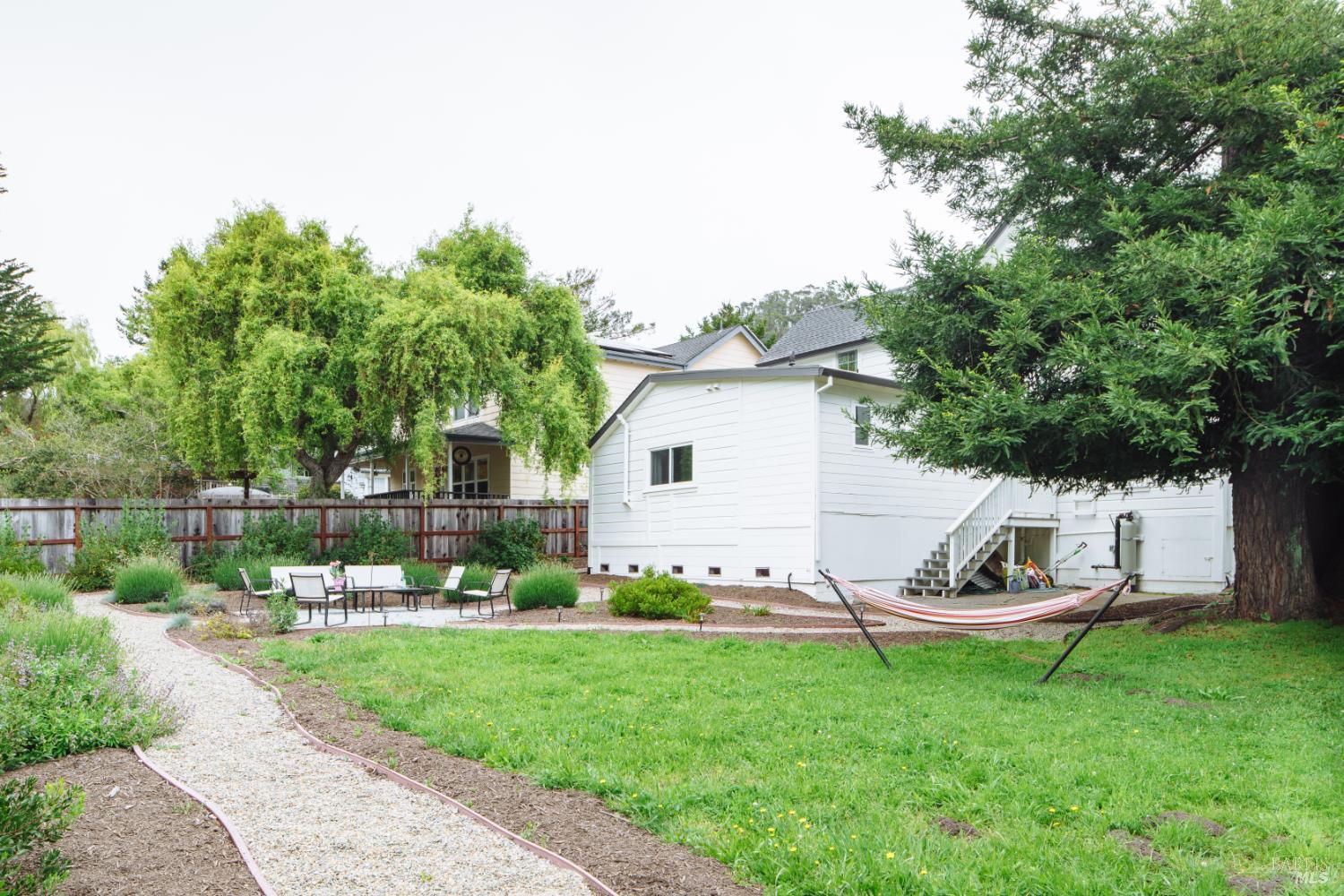27325 Highway 1