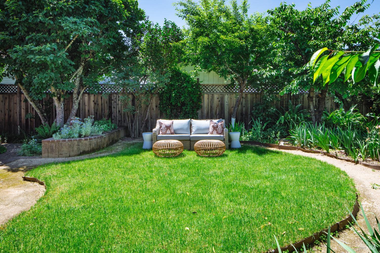 210 W 3rd Street