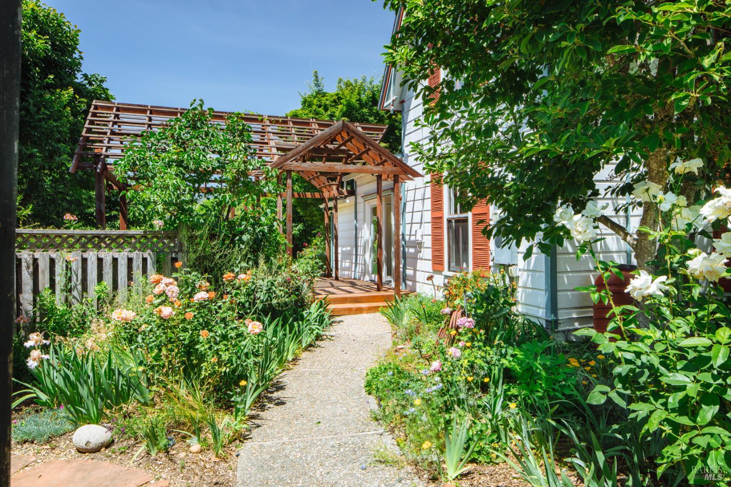 210 W 3rd Street