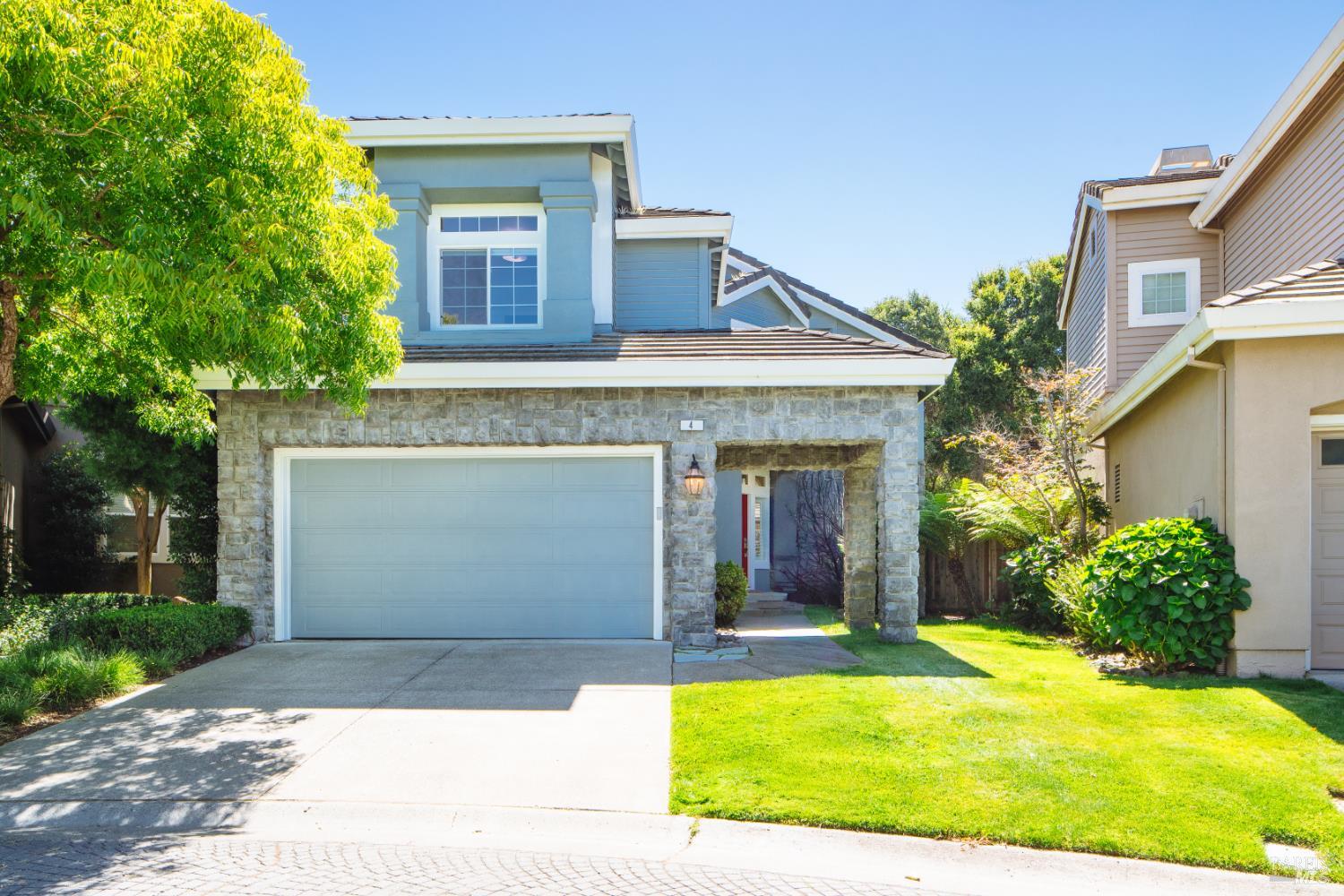 4 Spanish Bay Court