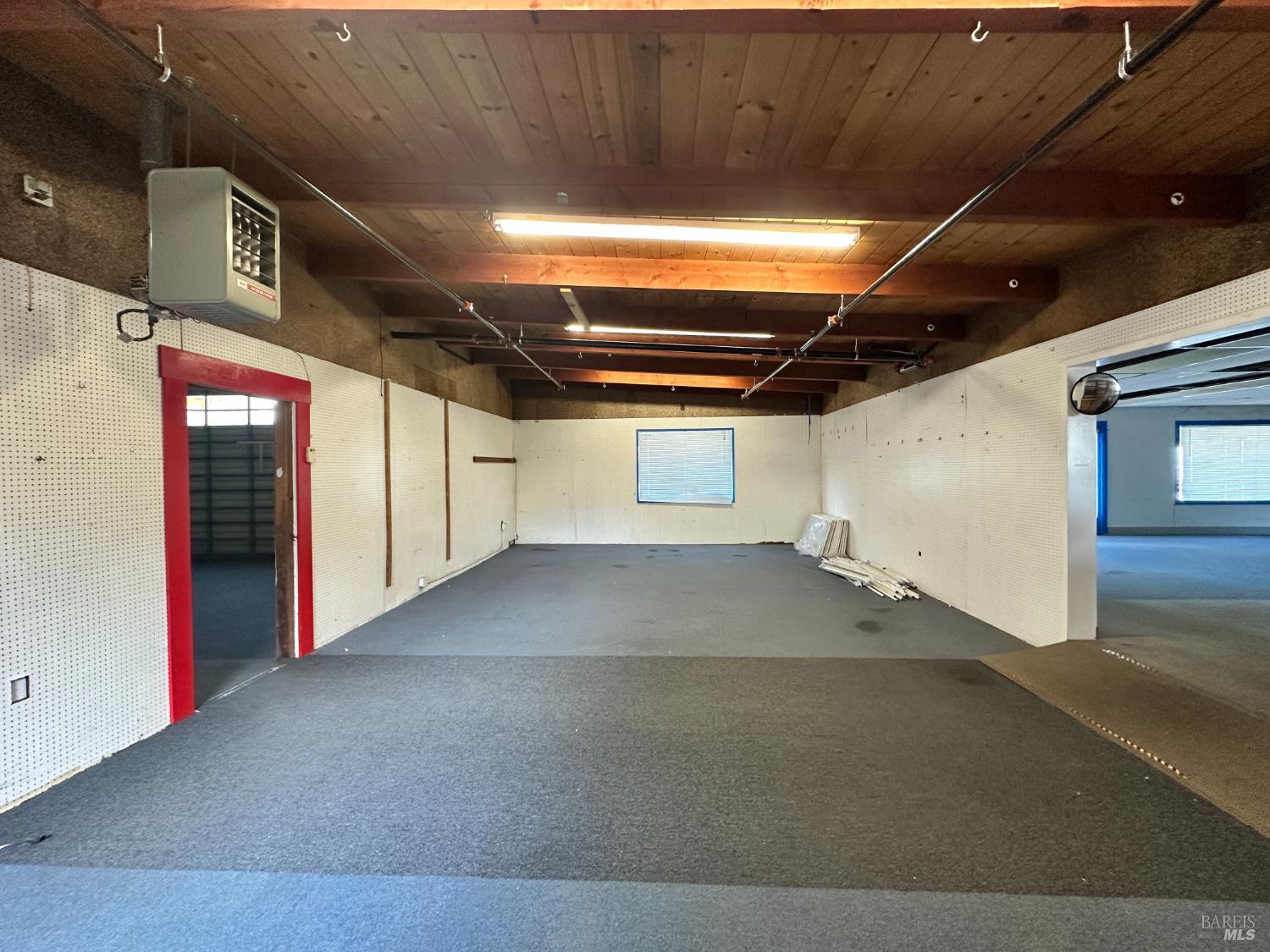 409 Petaluma Boulevard S
