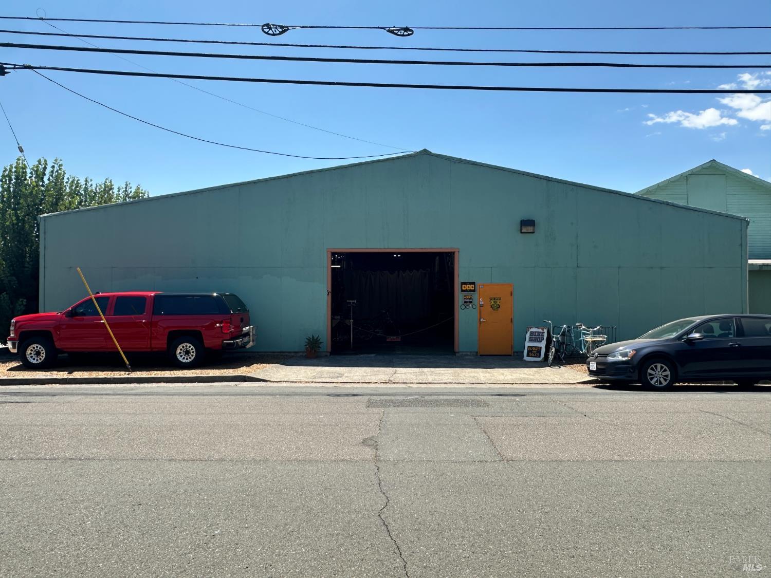 409 Petaluma Boulevard S