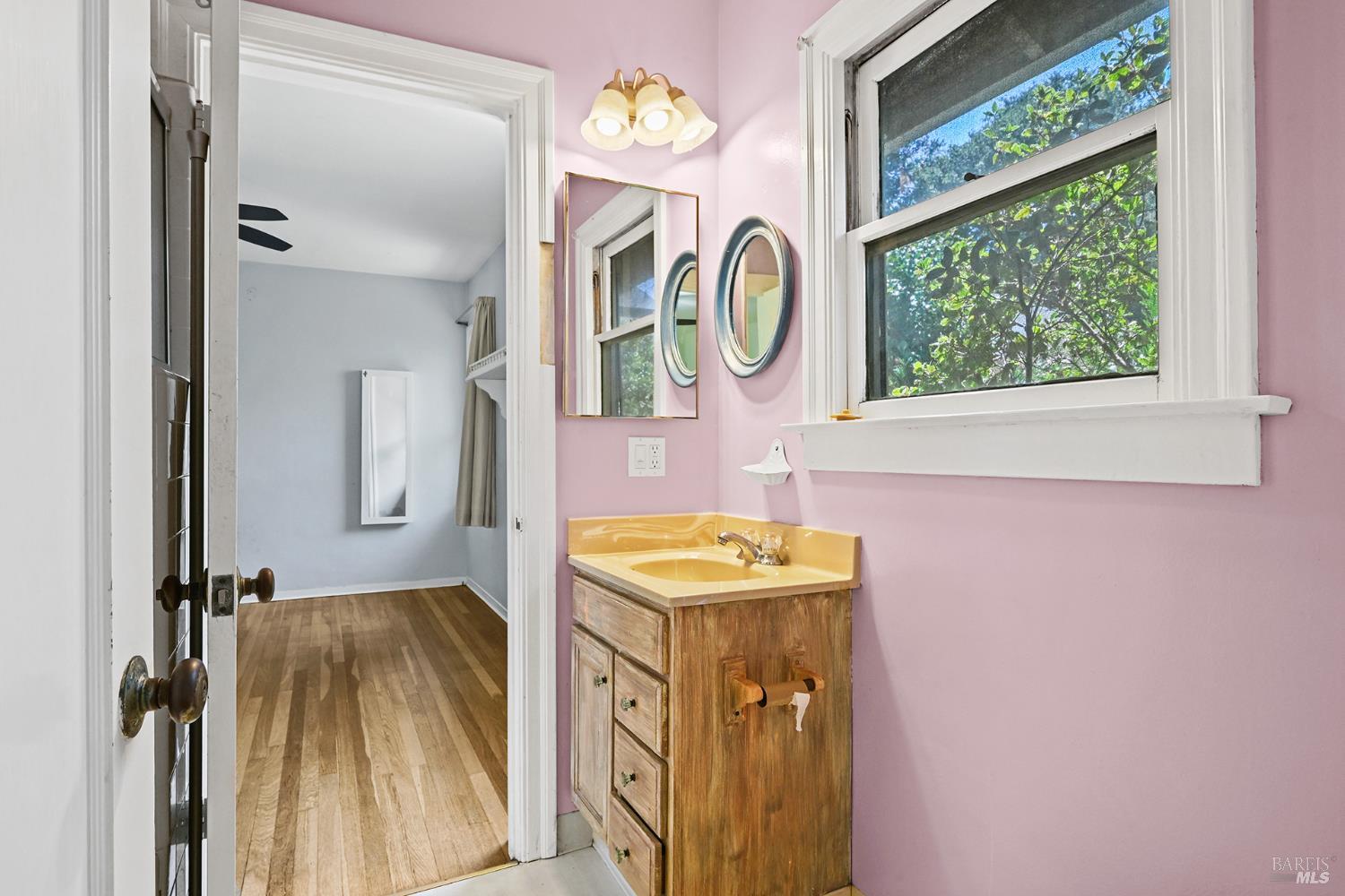 12 Nob Hill Terrace