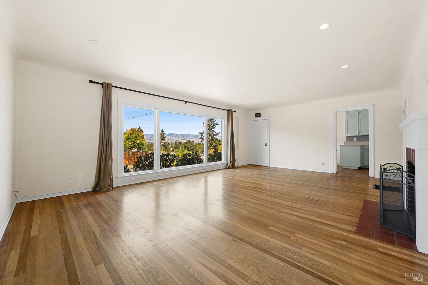 12 Nob Hill Terrace