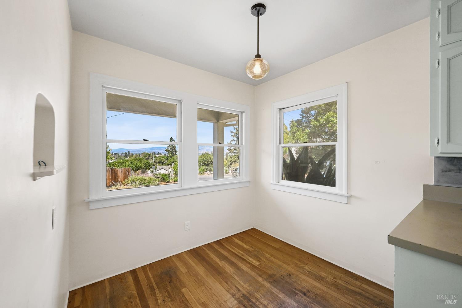 12 Nob Hill Terrace