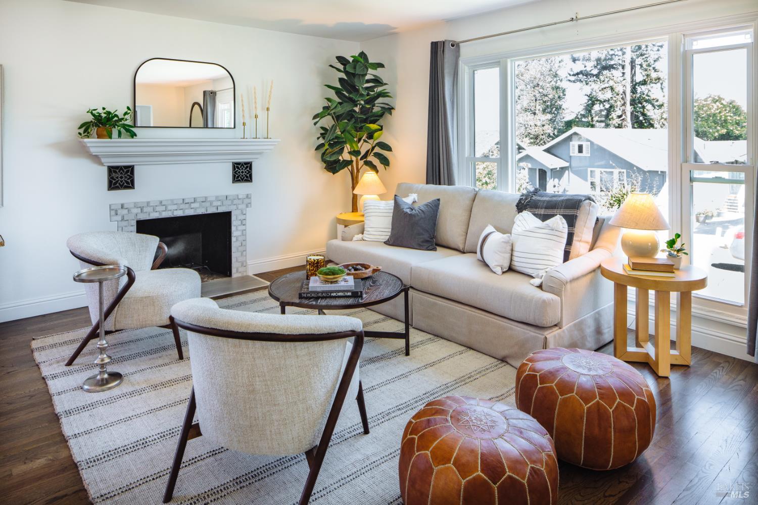 8 Cochrane Way