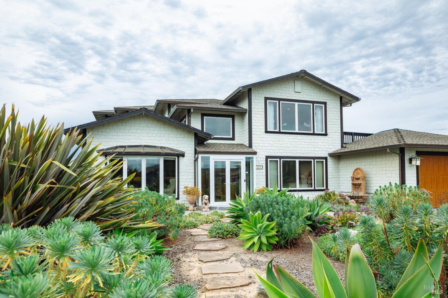 125 Calle Del Sol Avenue