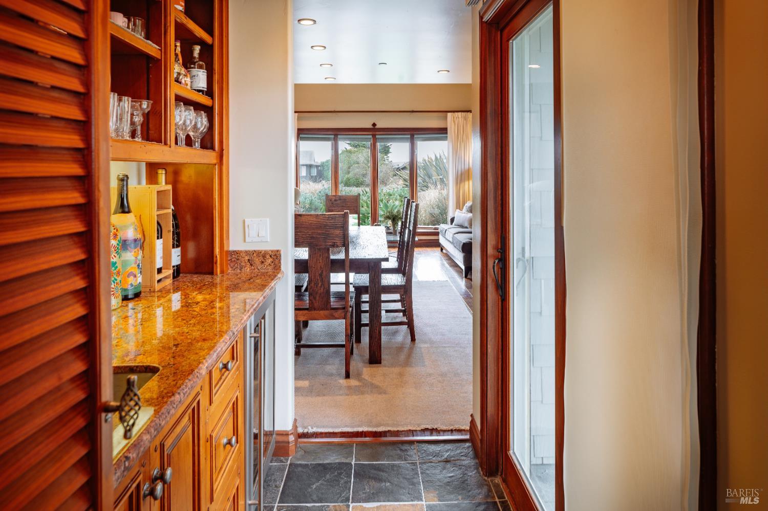 125 Calle Del Sol Avenue