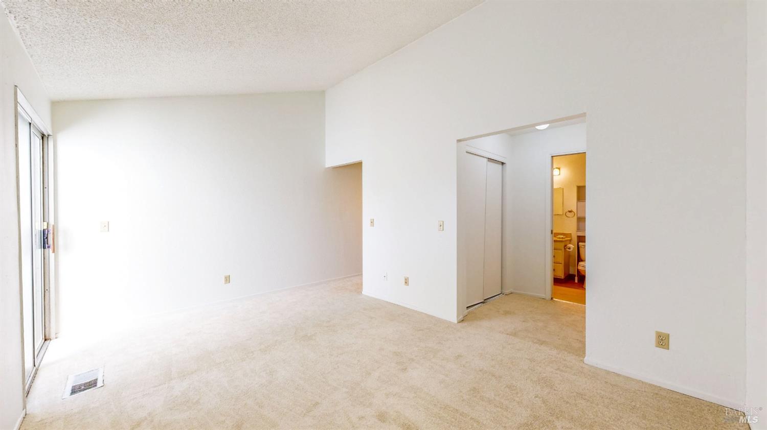 31 Conifer Square