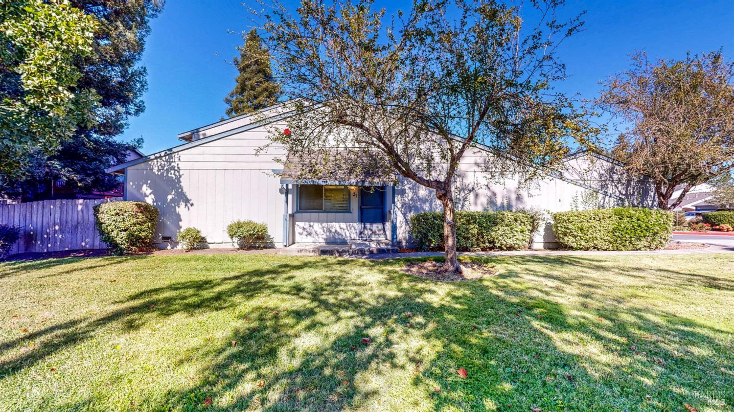 31 Conifer Square