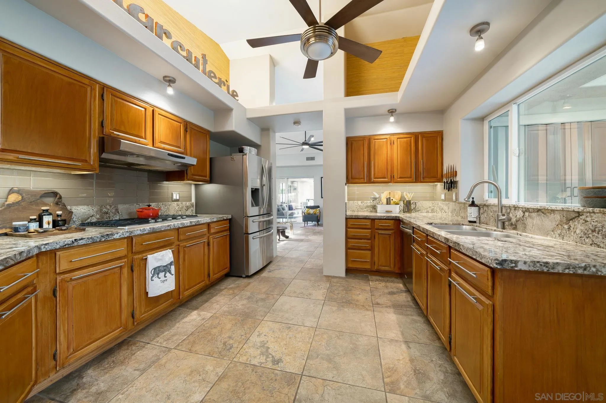 68375 Tachevah Dr