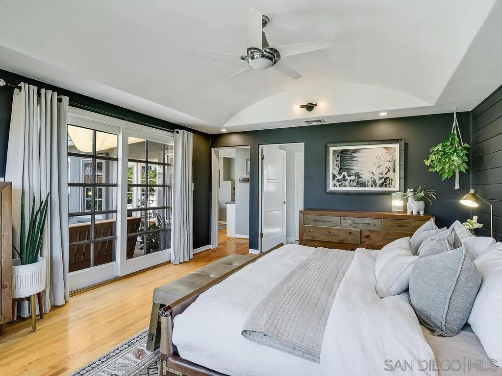 4758 Jean Dr
