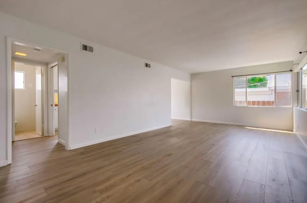 349-351 G Avenue