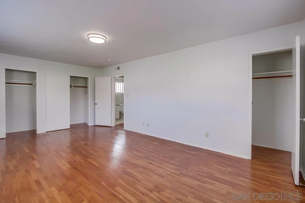 349-351 G Avenue