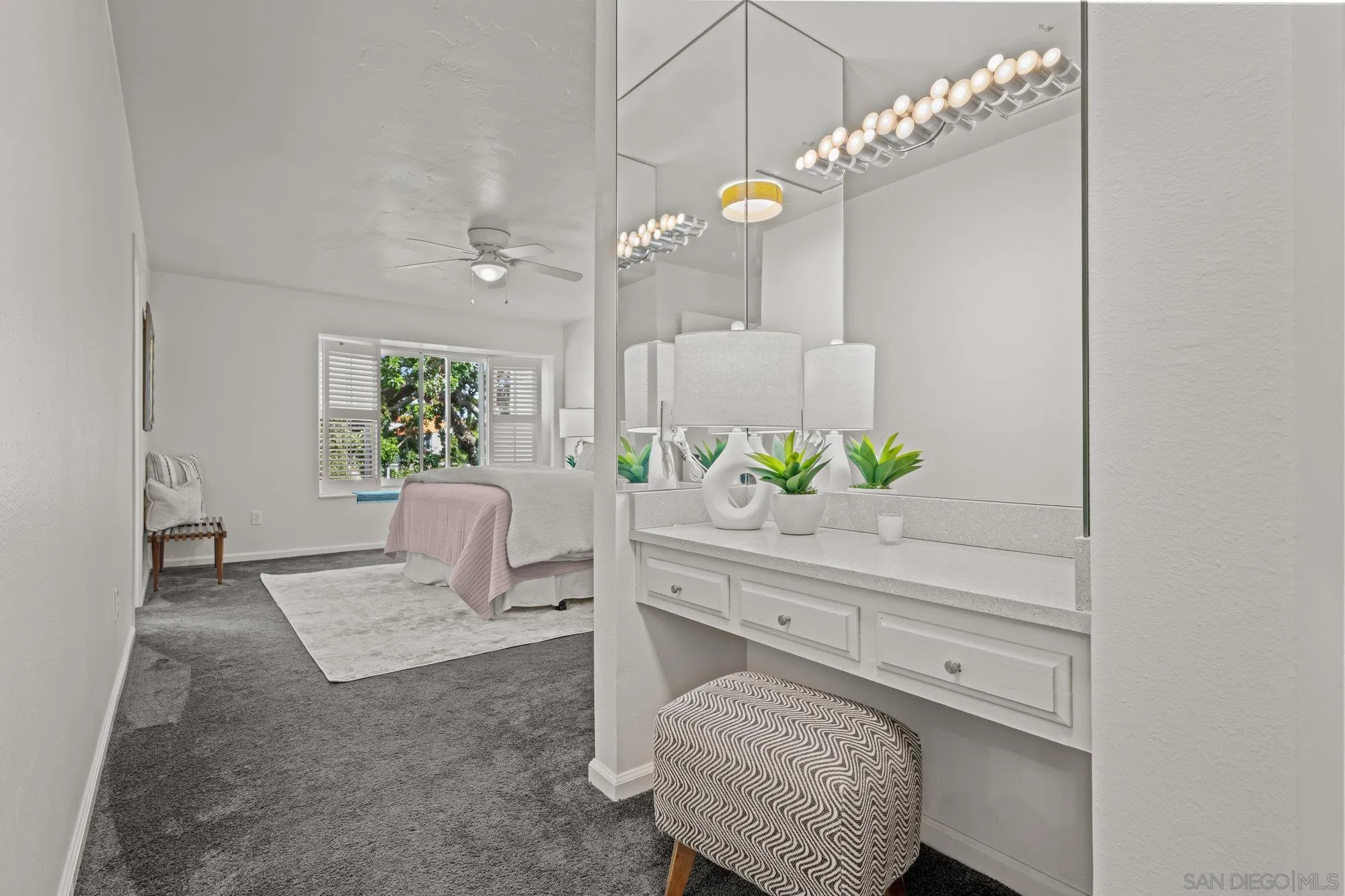 1074 Isabella Avenue