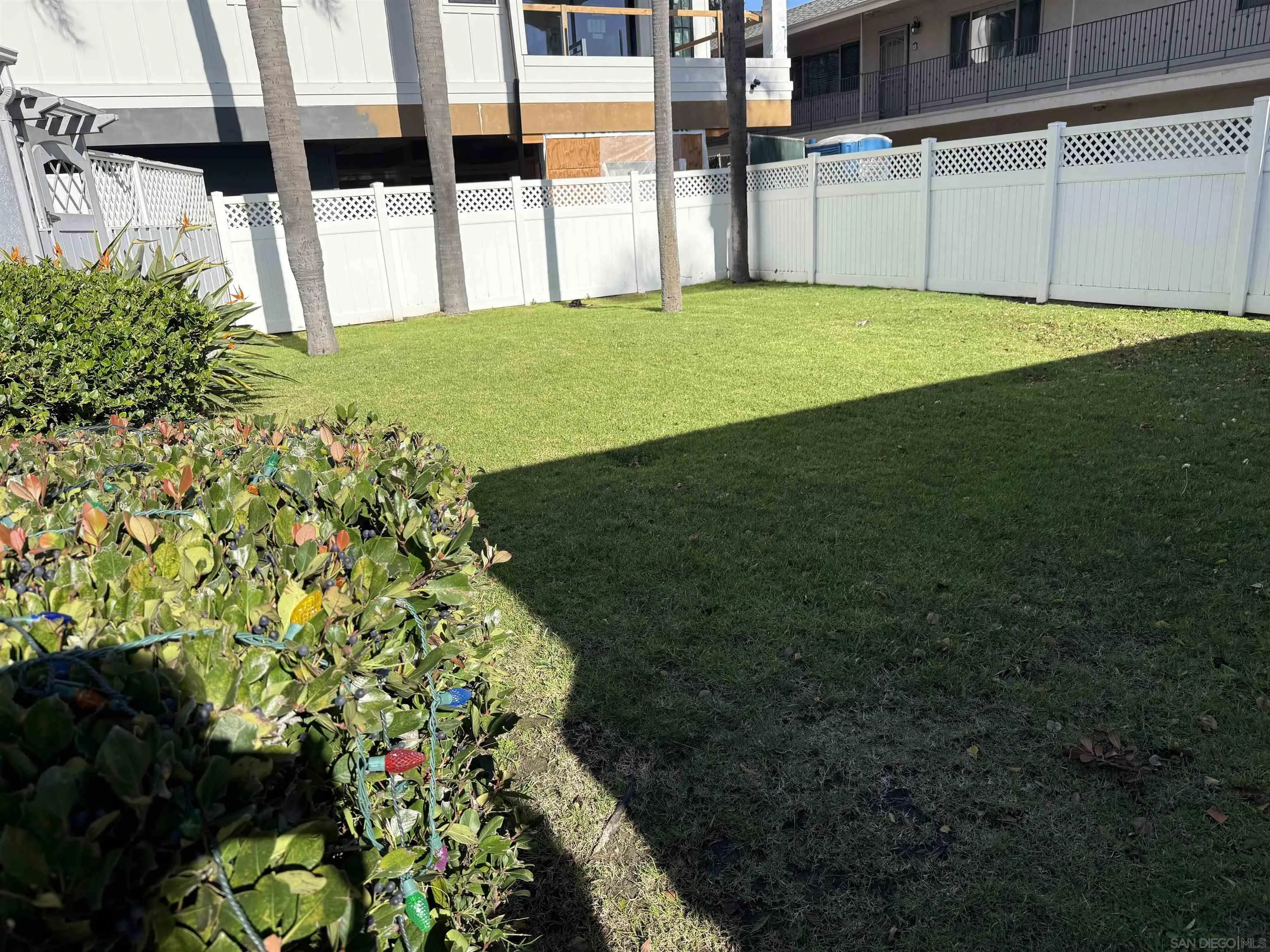 1074 Isabella Avenue