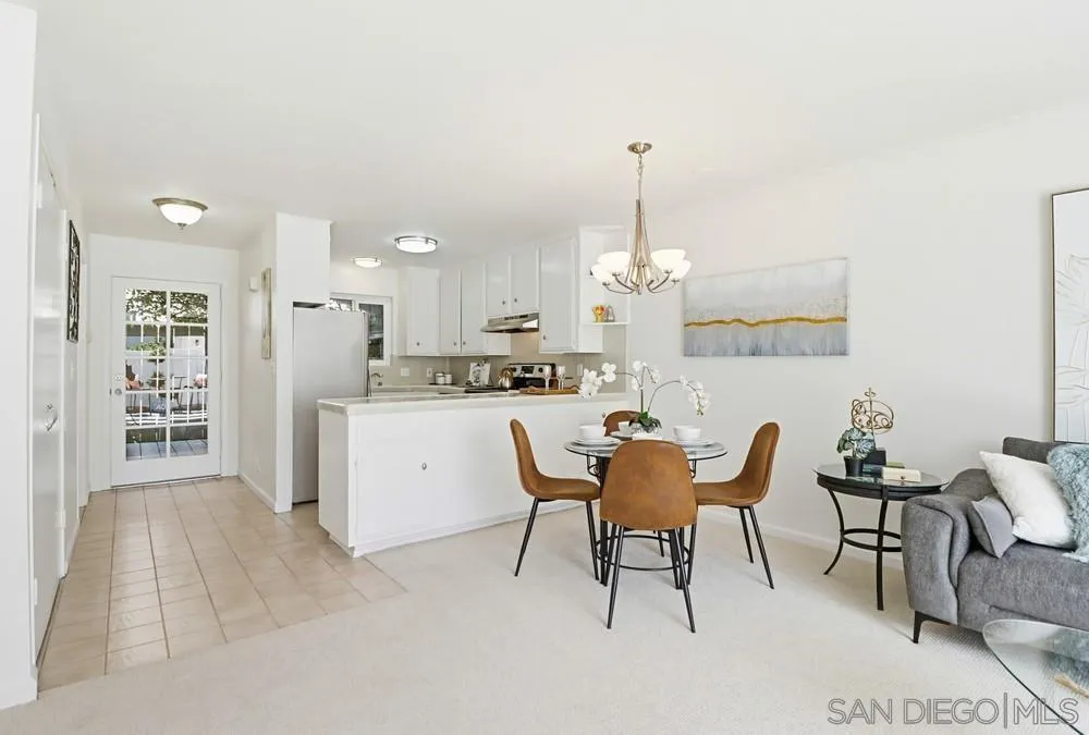 727 F Avenue