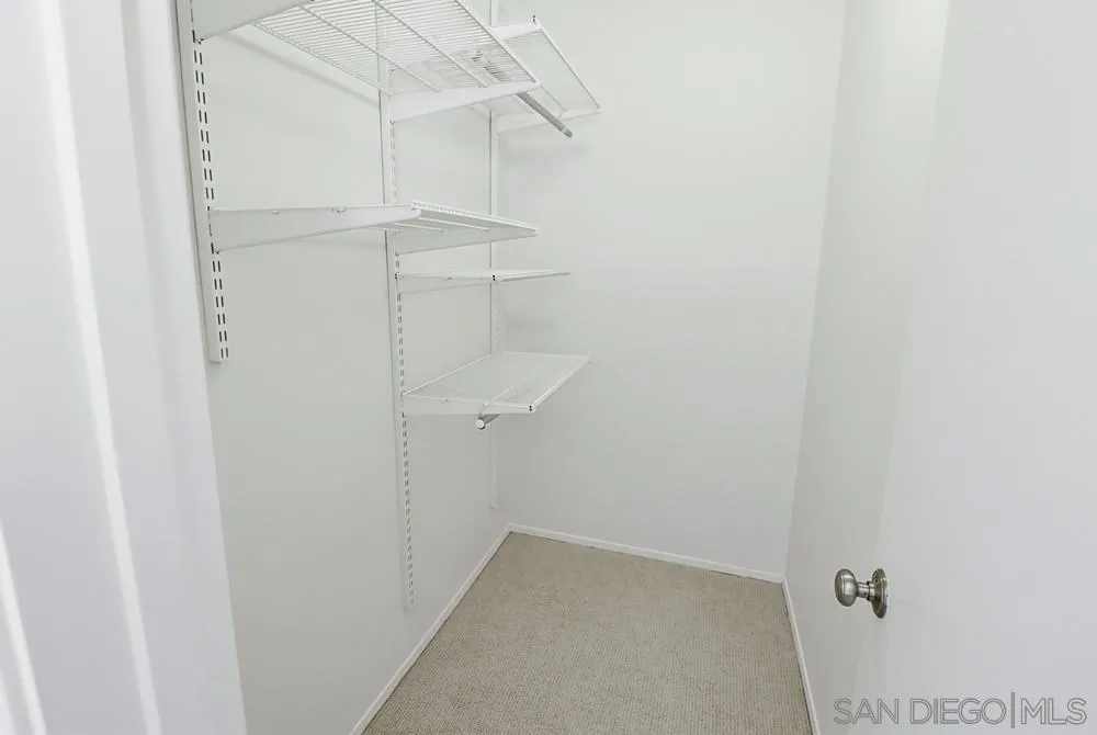727 F Avenue
