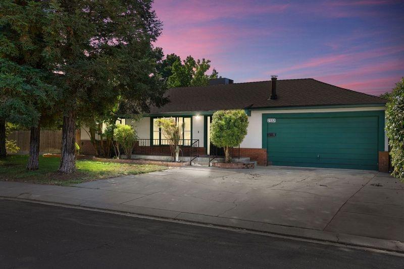 2332 Ada Street