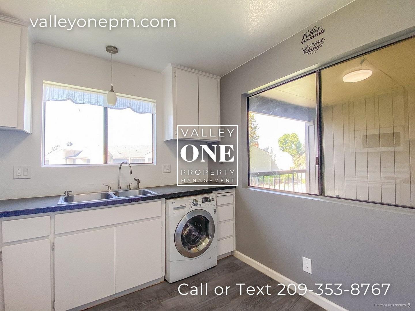 2905 Niagra Street 255