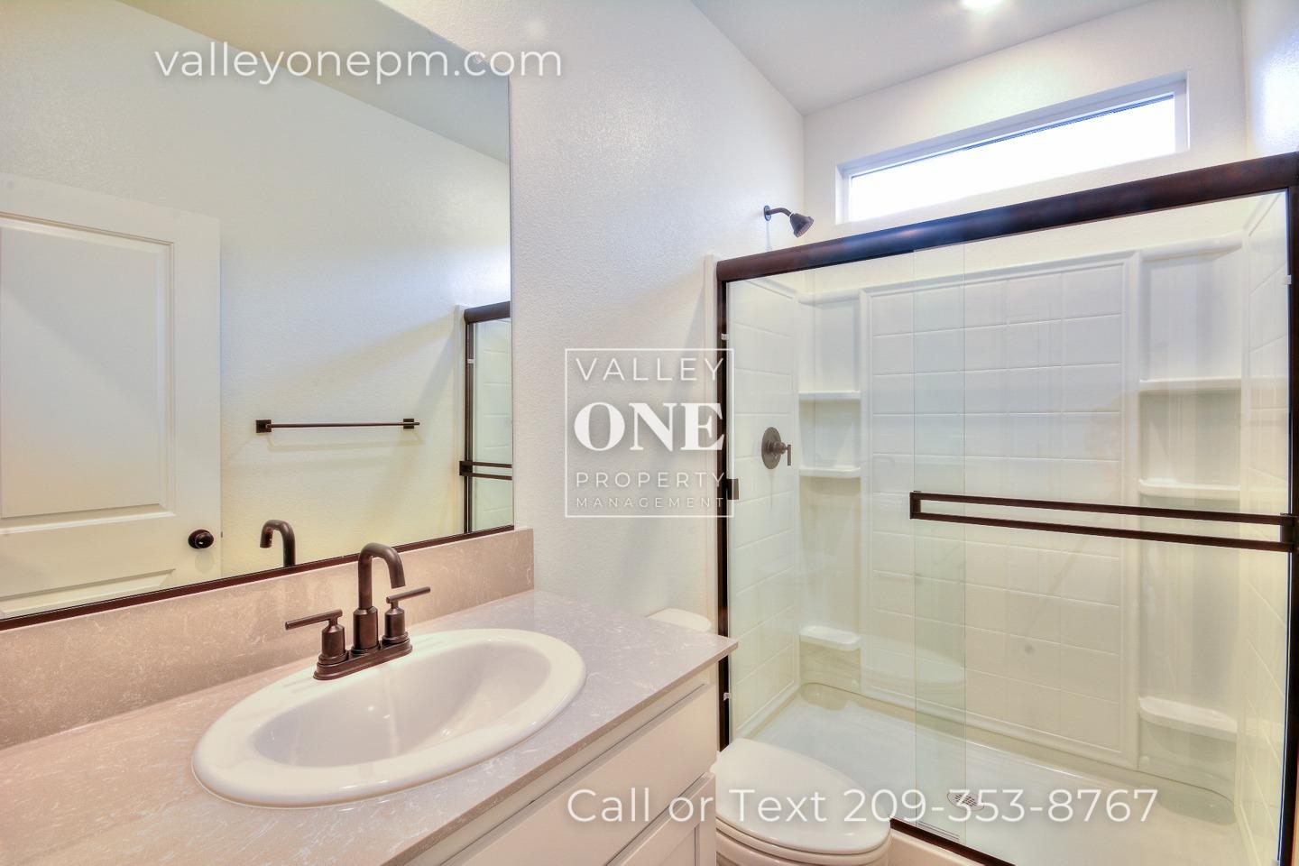 583 Melford Drive 1/2