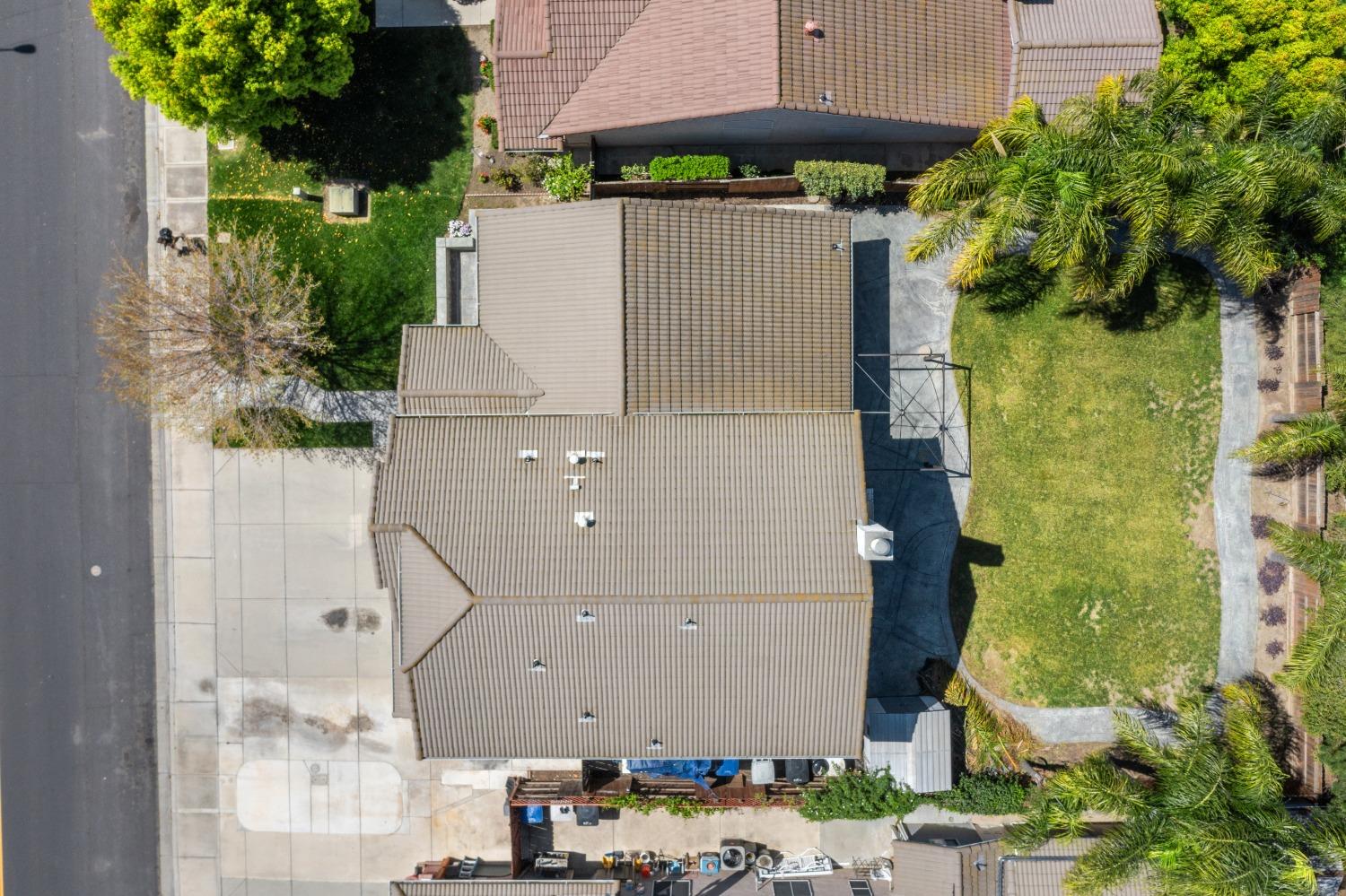 5421 Maximillian Drive