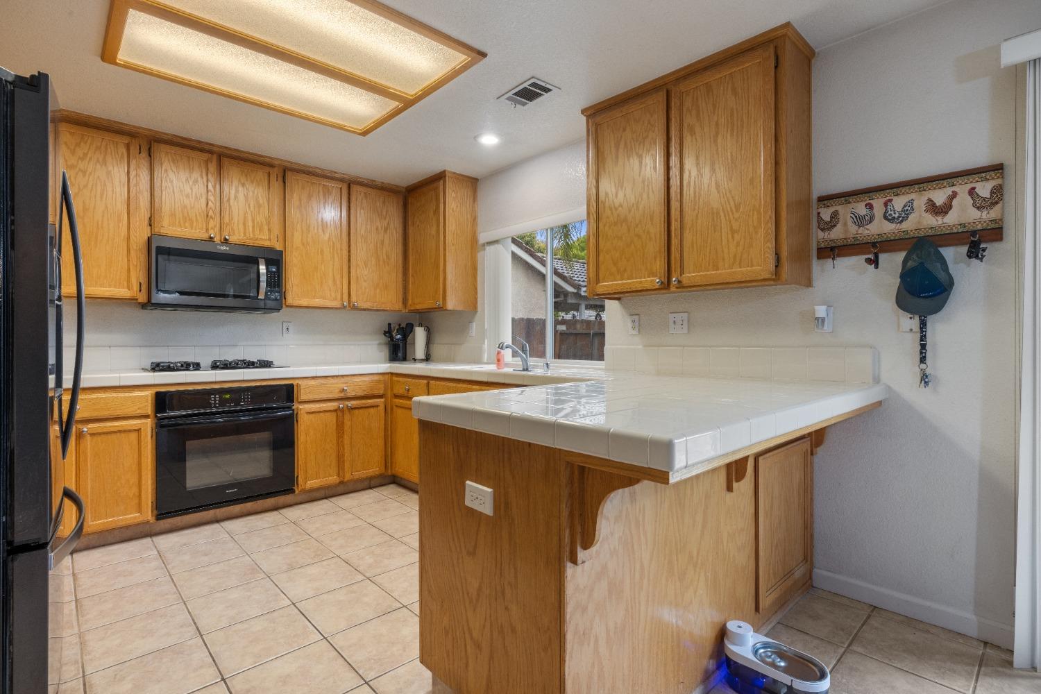 5421 Maximillian Drive