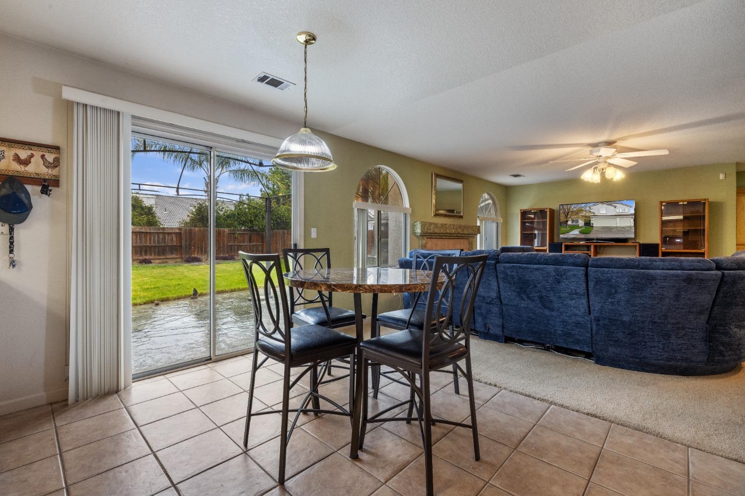 5421 Maximillian Drive