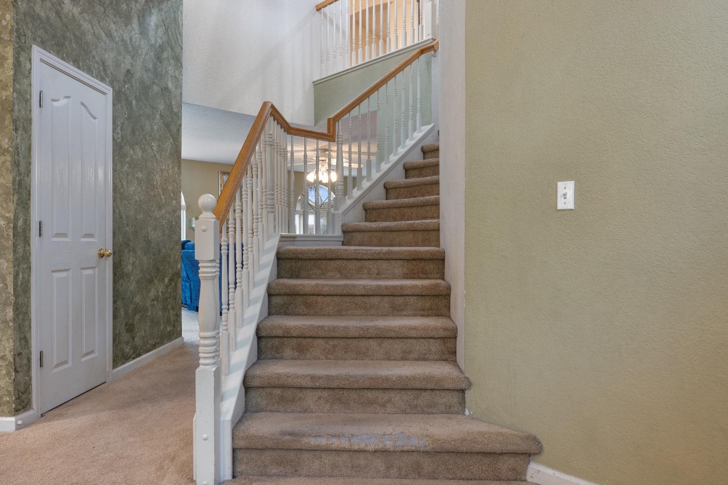 5421 Maximillian Drive