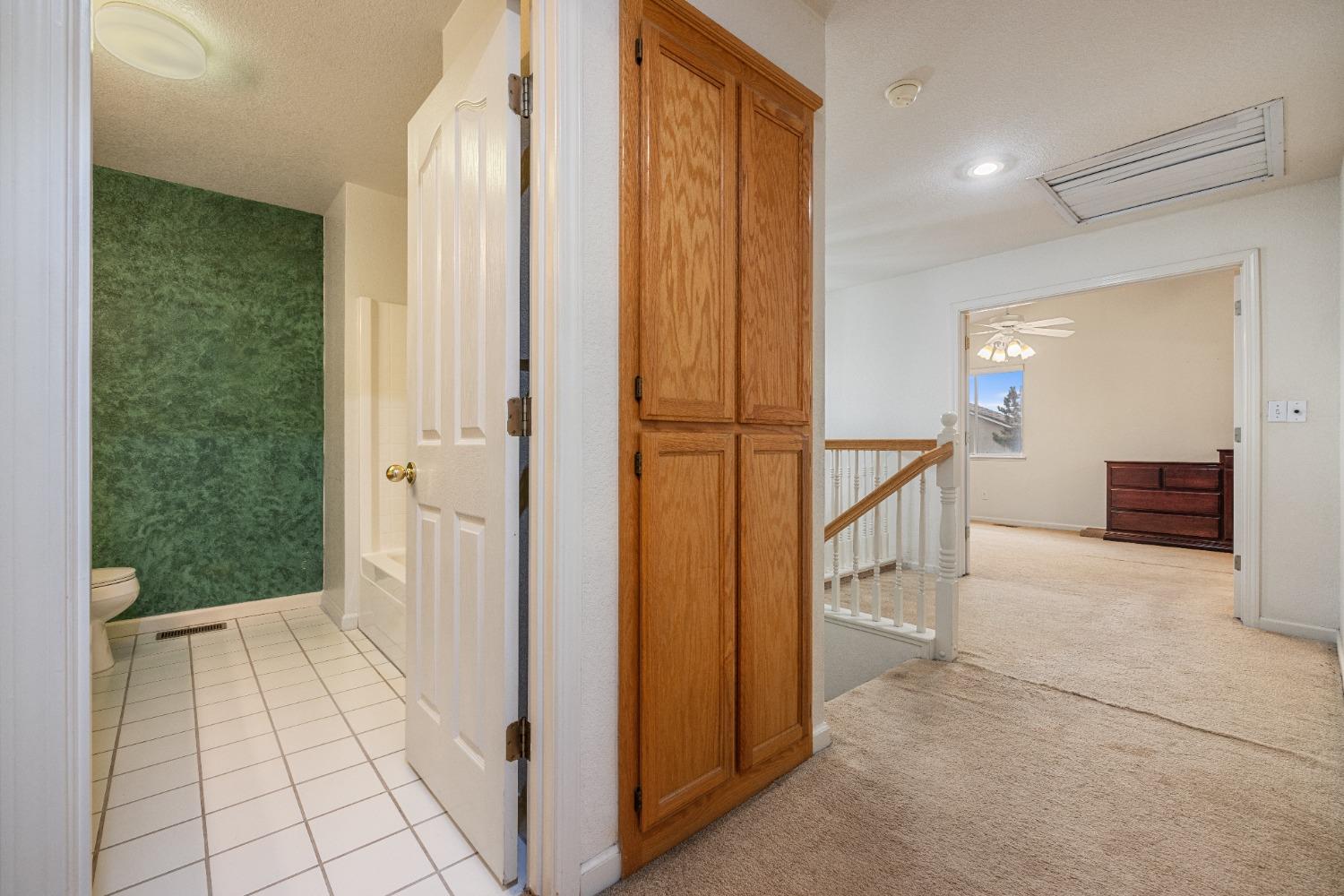 5421 Maximillian Drive