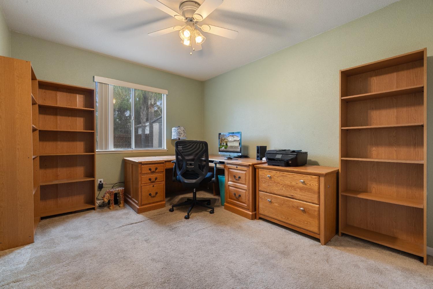 5421 Maximillian Drive