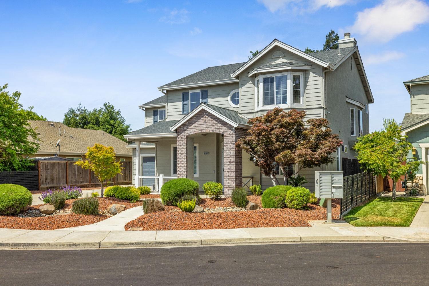 4633 Parkside Court