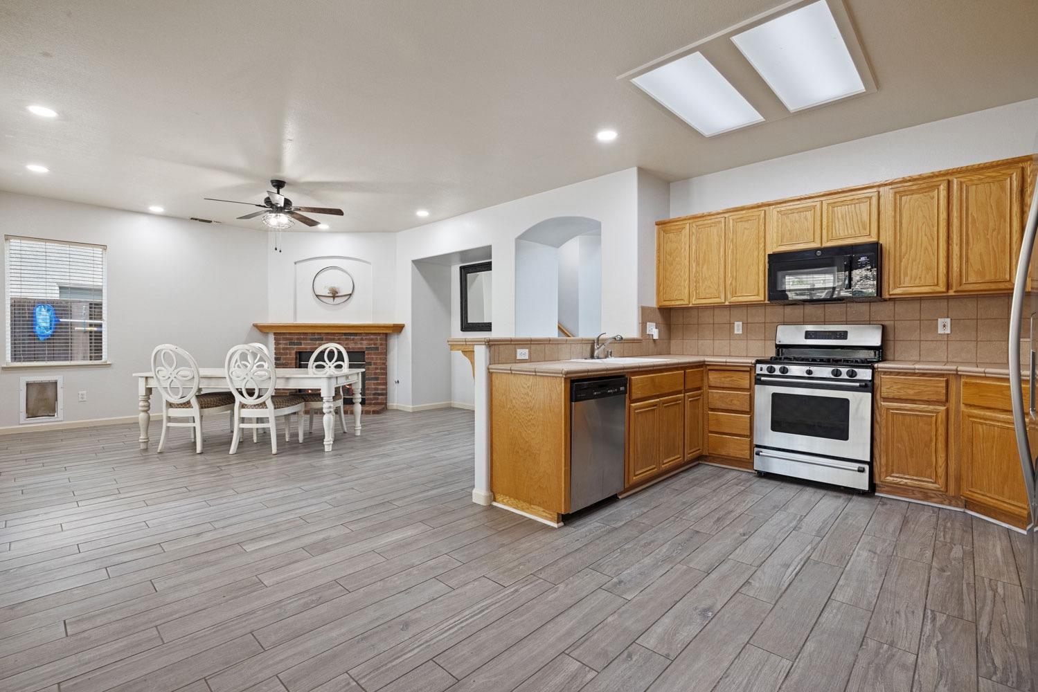 4633 Parkside Court