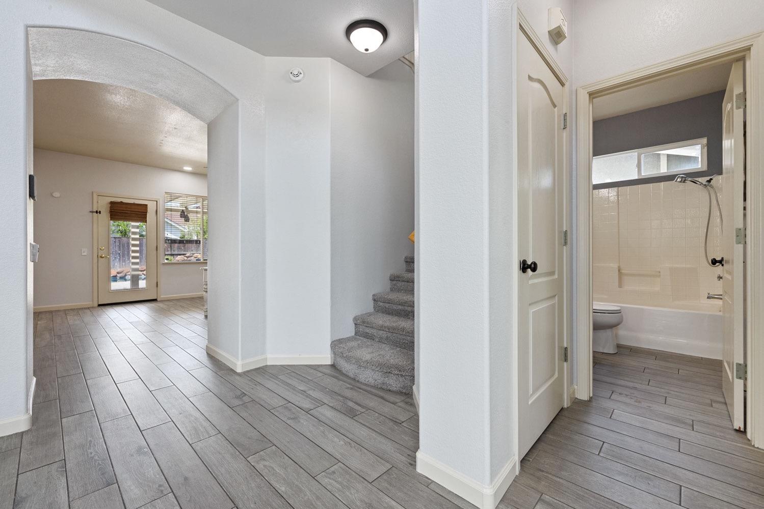 4633 Parkside Court