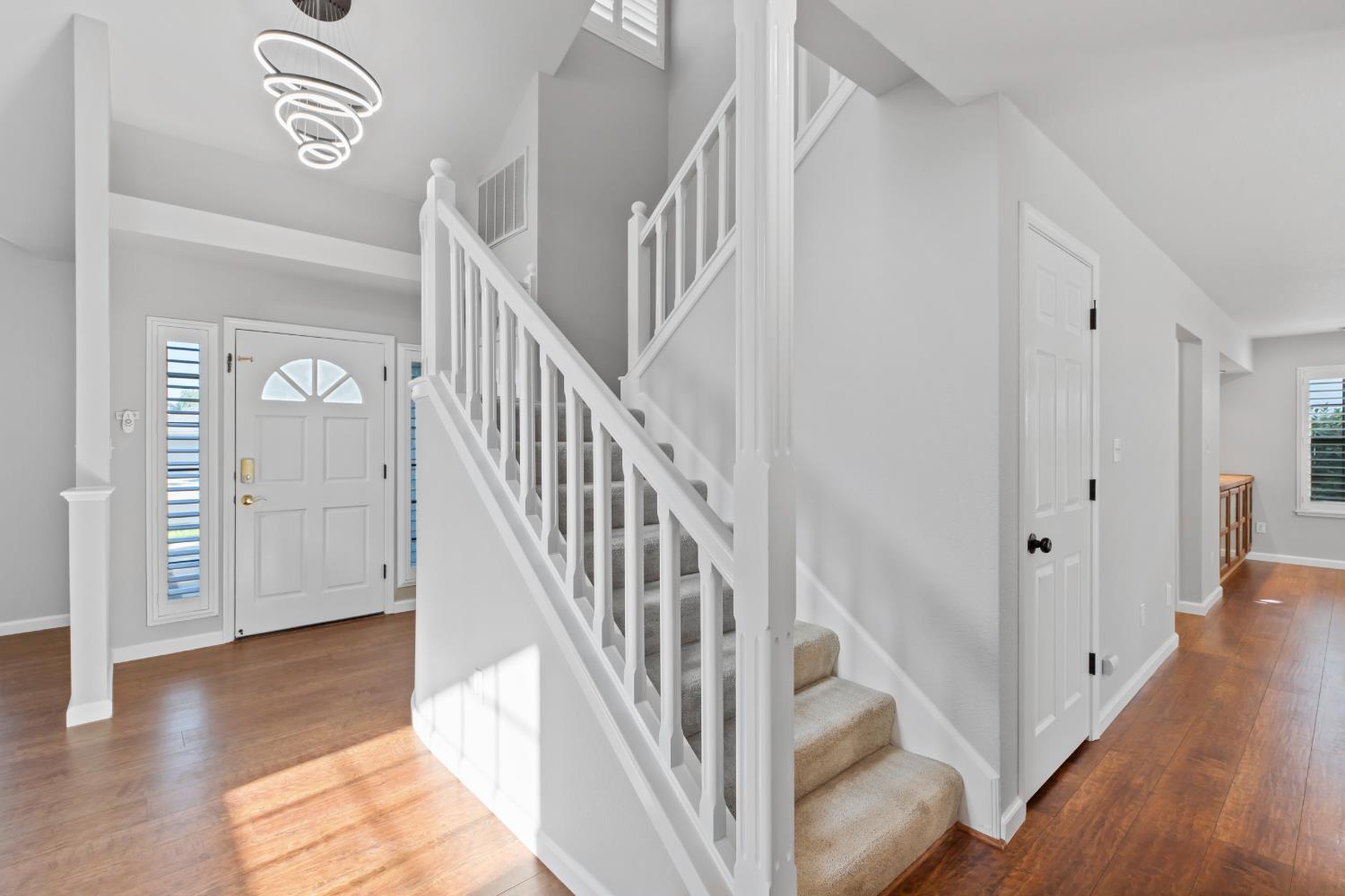 875 Cedar Ridge Drive