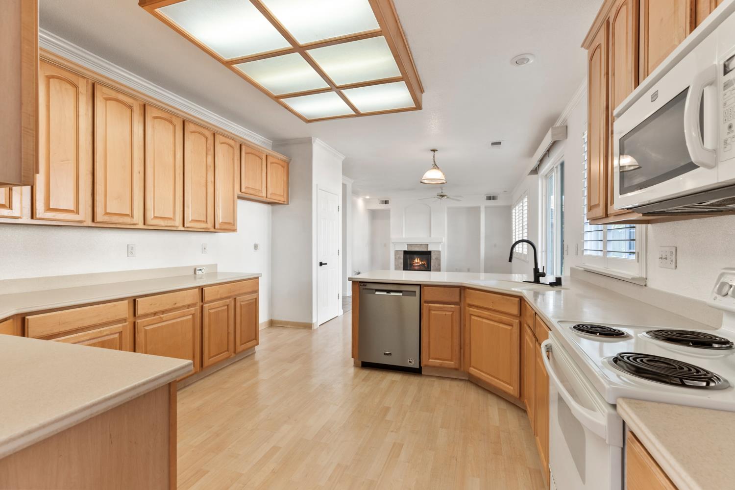 2613 Ashbrook Drive