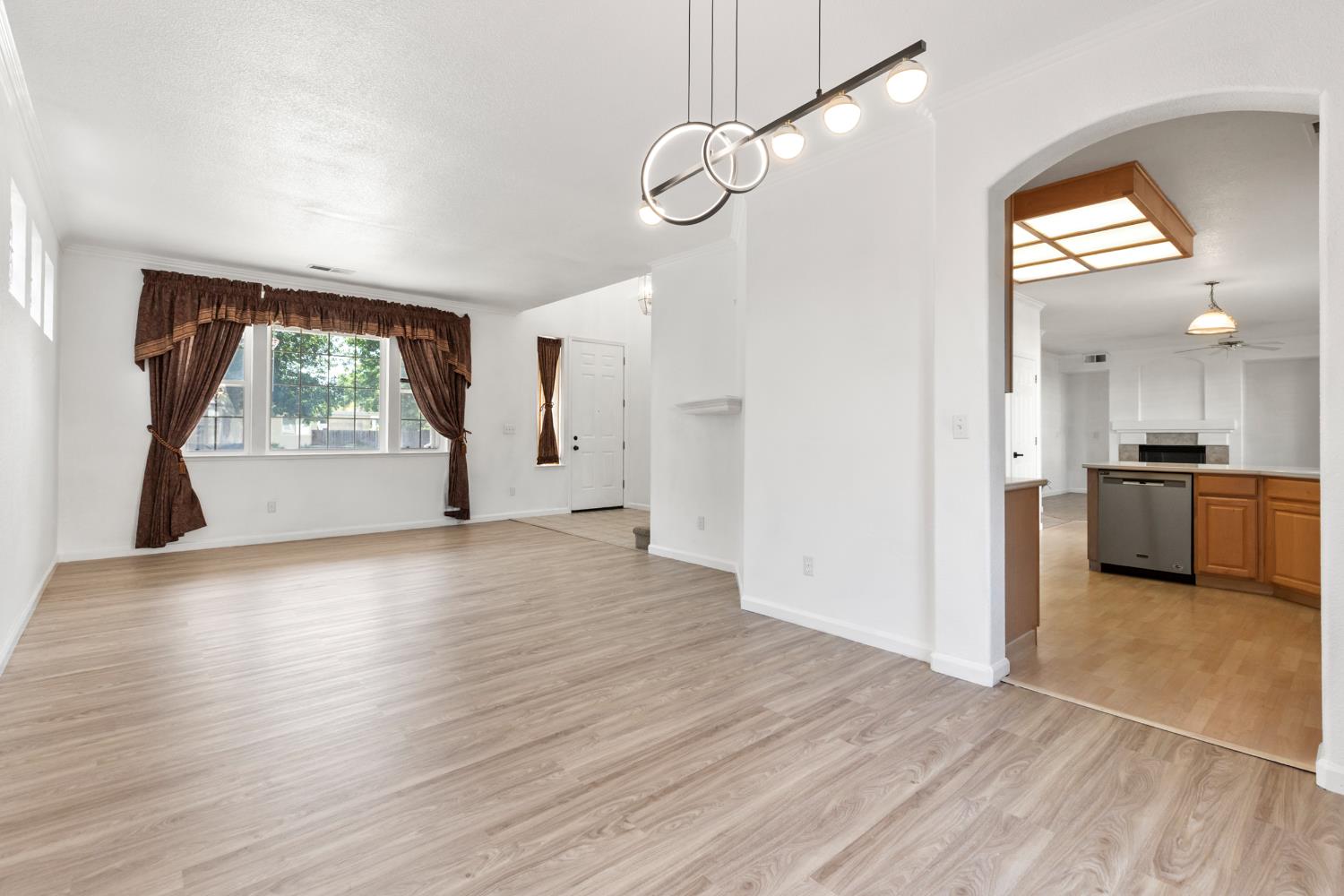 2613 Ashbrook Drive